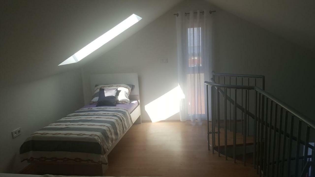 Apartments Venerea Nin Extérieur photo