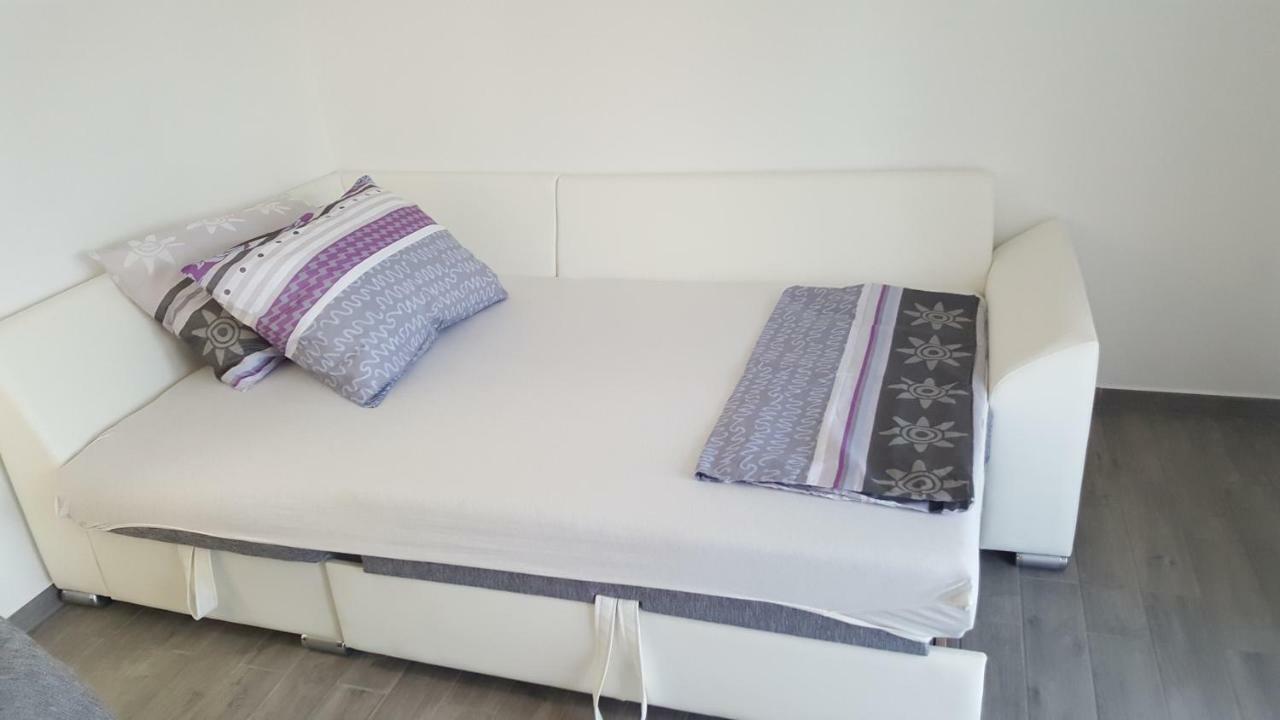 Apartments Venerea Nin Extérieur photo
