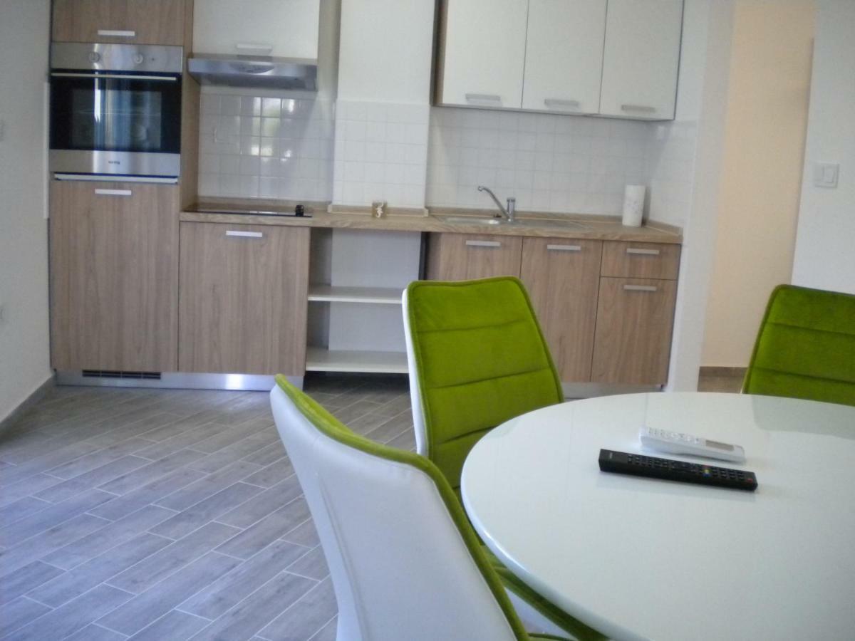 Apartments Venerea Nin Extérieur photo