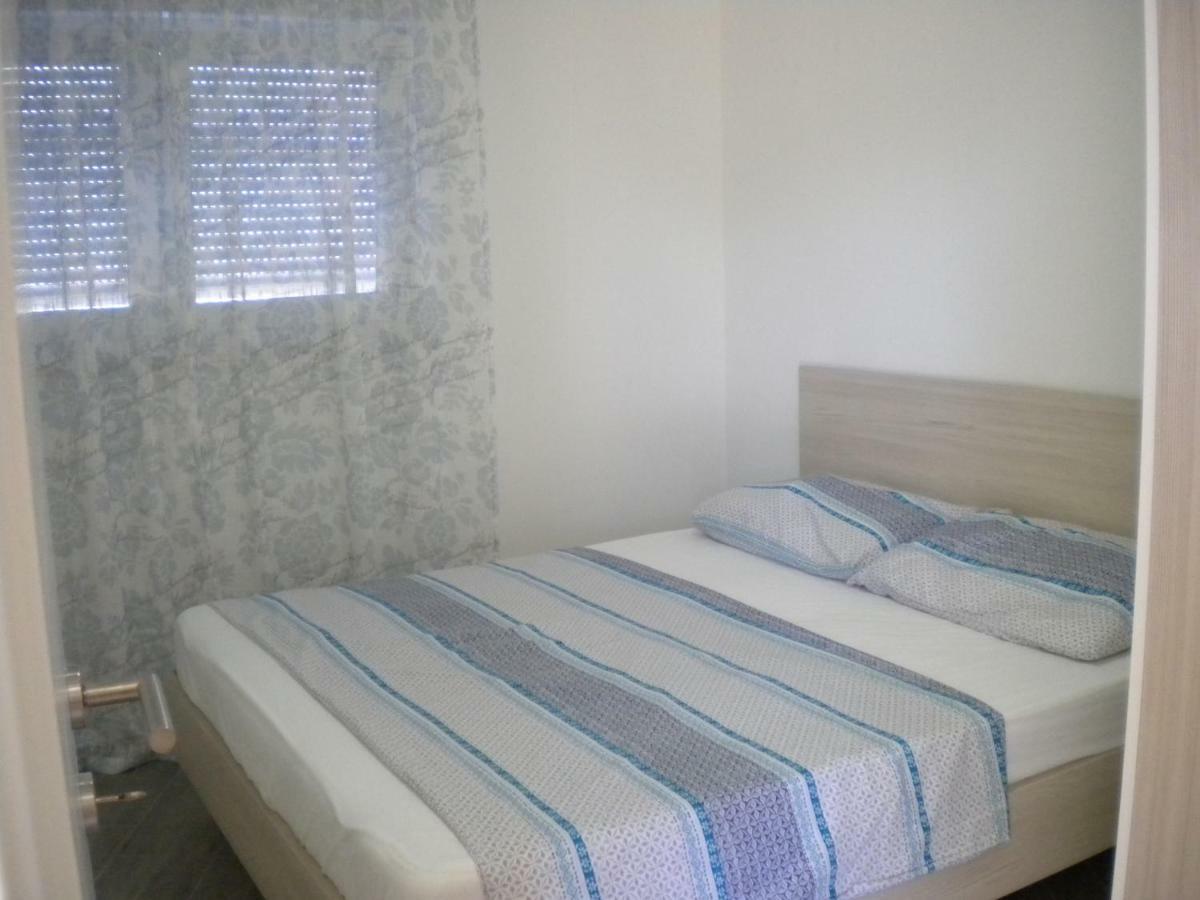 Apartments Venerea Nin Extérieur photo