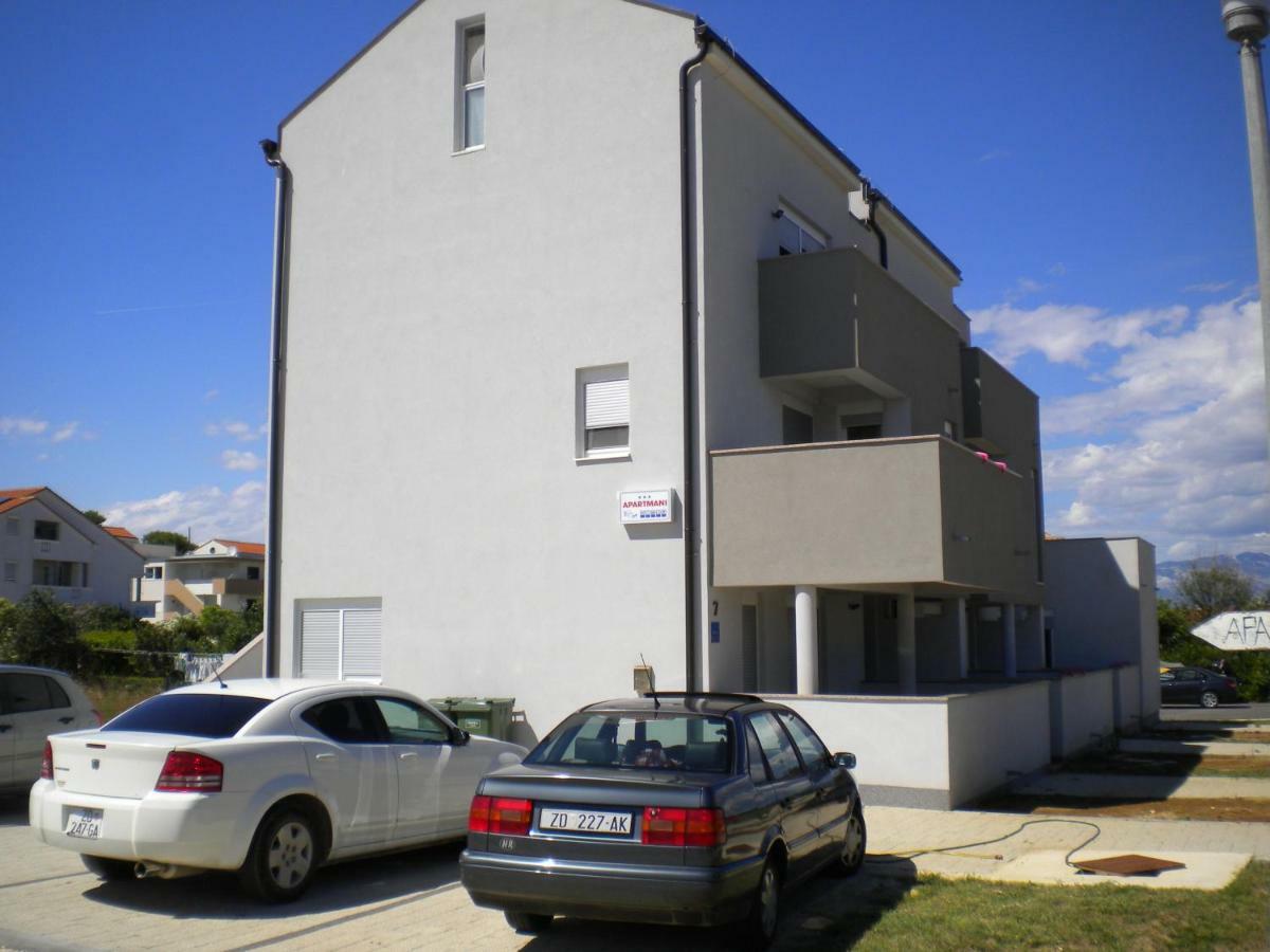 Apartments Venerea Nin Extérieur photo