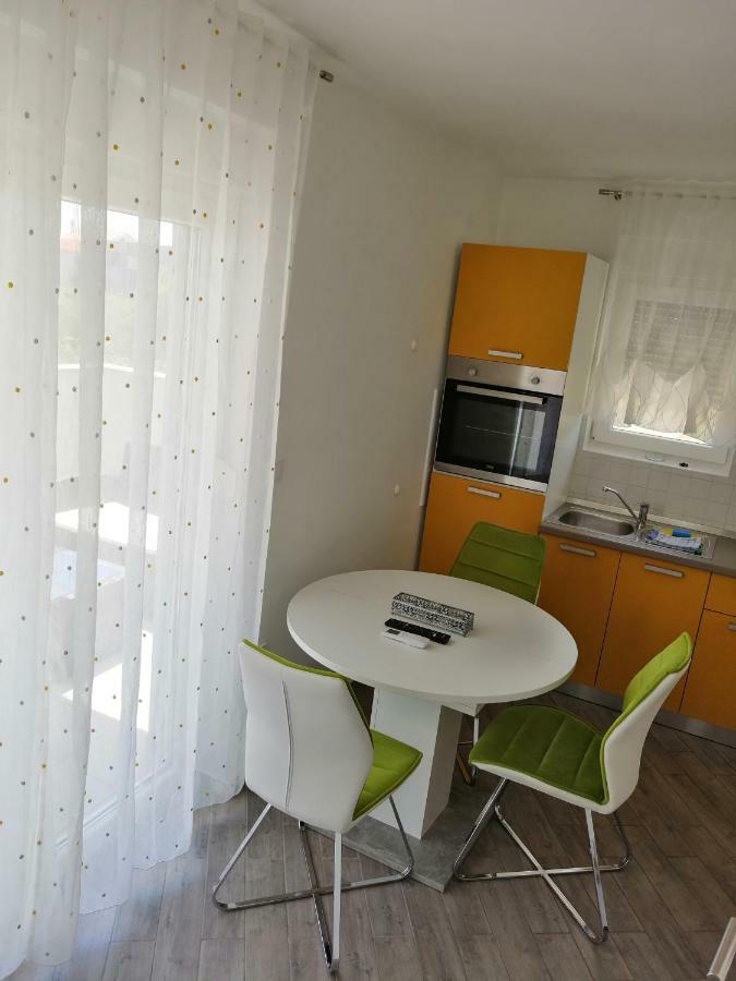 Apartments Venerea Nin Extérieur photo